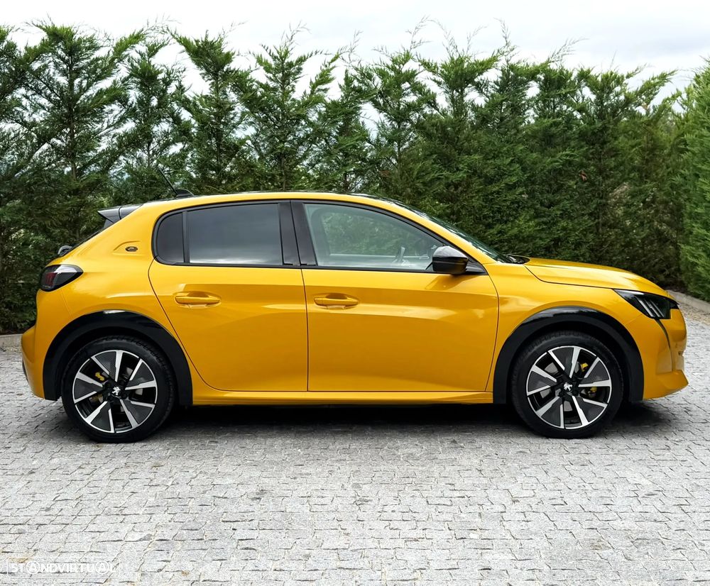 Peugeot e-208 GT Pack - 5