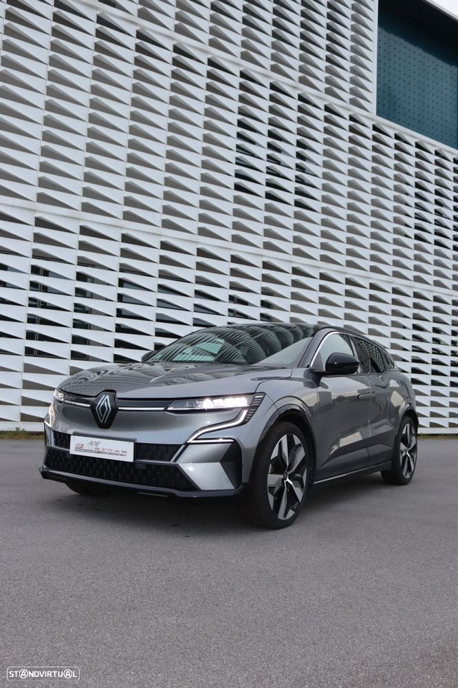 Renault Mégane E-Tech - 2