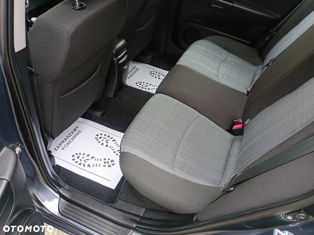 Kia Ceed - 24