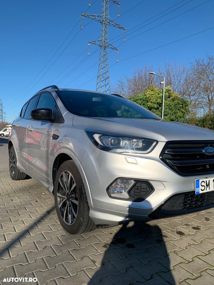 Ford Kuga - 2