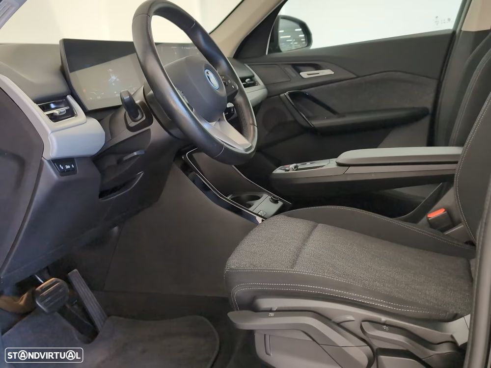 BMW iX1 eDrive20 - 5