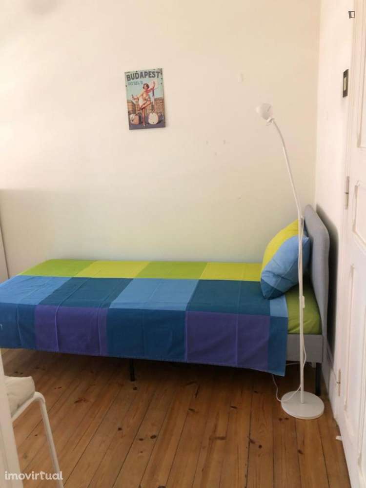 Quarto - localizado em Alameda Lisbon - Grande imagem: 5/14