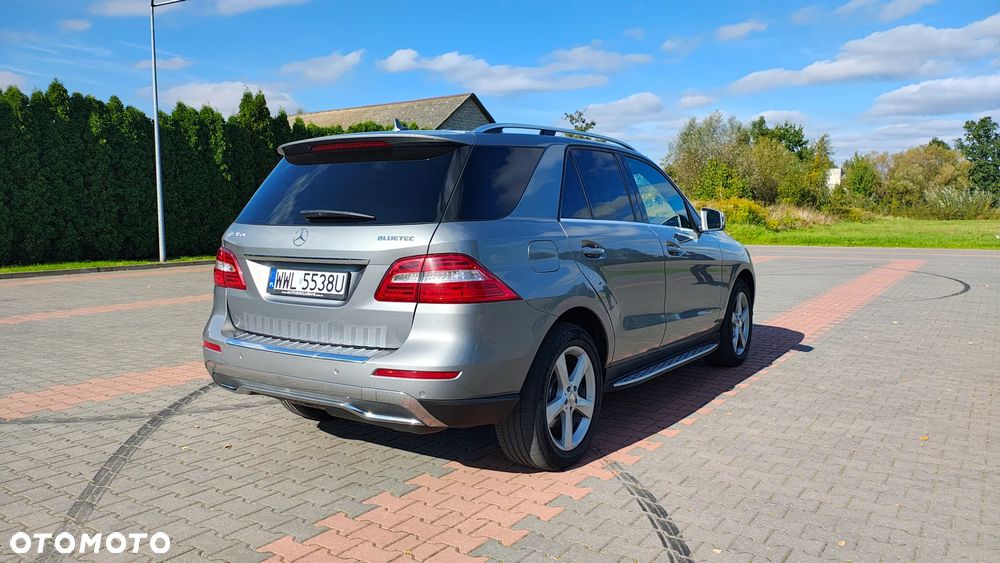 Mercedes-Benz ML 350 BlueTEC 4MATIC 7G-TRONIC - 4