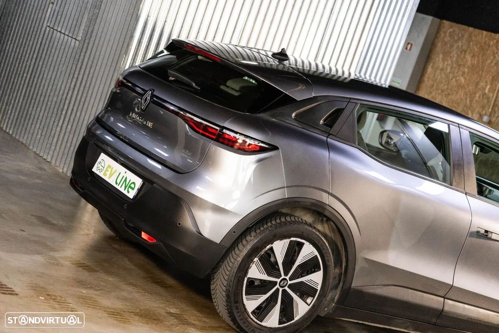 Renault Mégane E-Tech EV60 220hp optimum charge Equilibre - 13