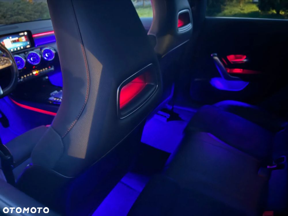 Mercedes-Benz CLA 200 AMG Line 7G-DCT - 16