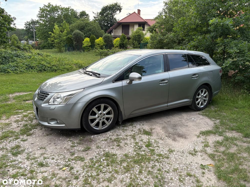 Toyota Avensis 2.0 D-4D Sol plus+NAVI - 1