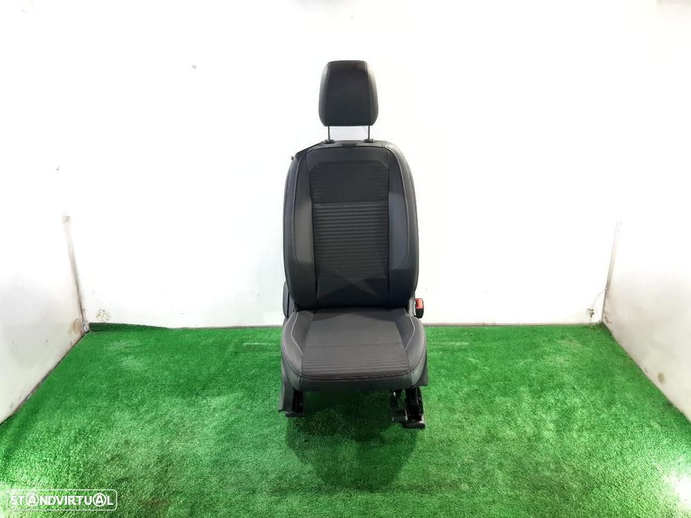 BANCO FRENTE DIREITO FORD ECOSPORT - 1