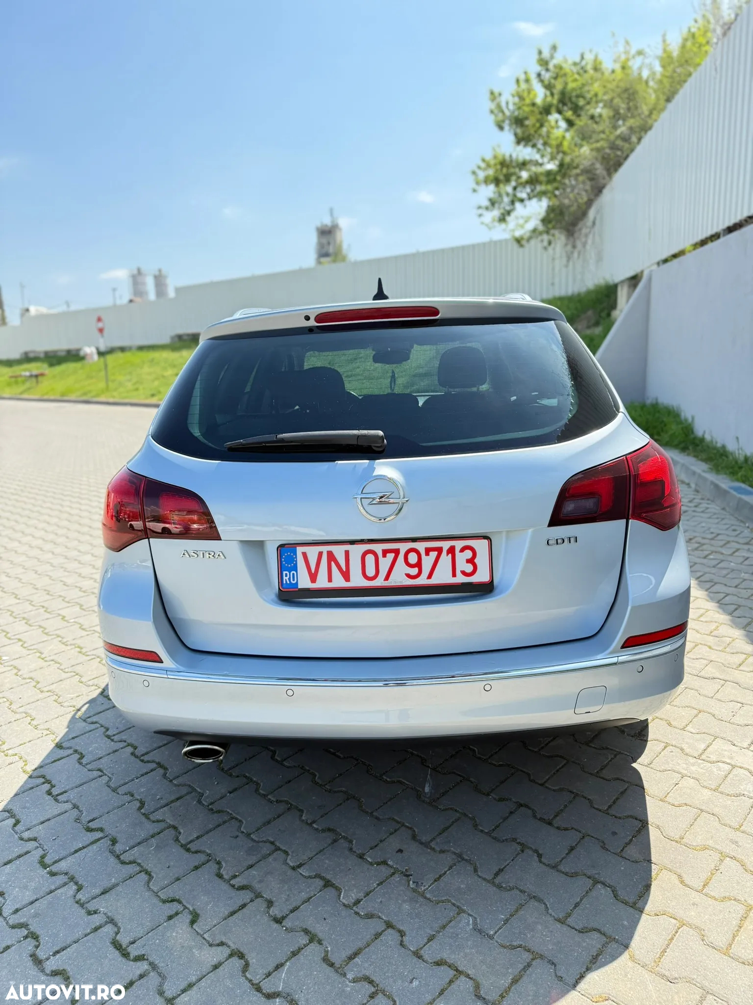 Opel Astra 2.0 CDTI Exklusiv - 8