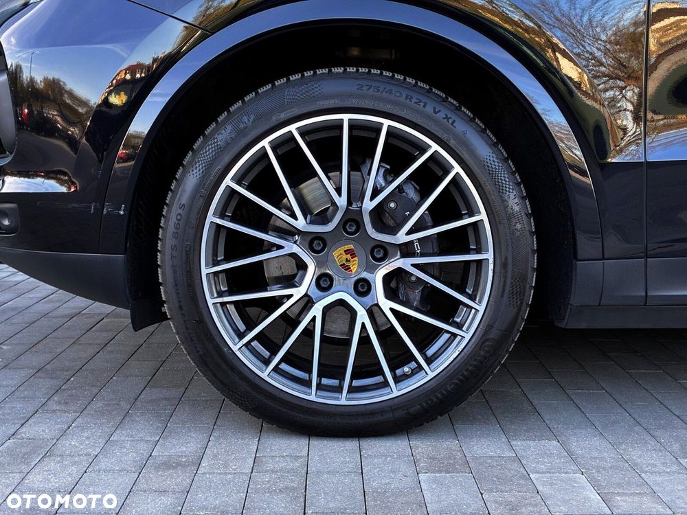 Porsche Cayenne - 15