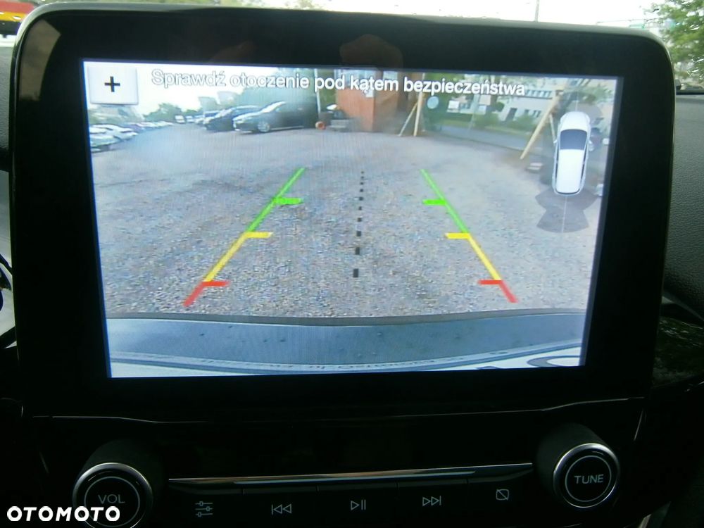 Ford Fiesta 1.0 EcoBoost S&S TITANIUM X - 20