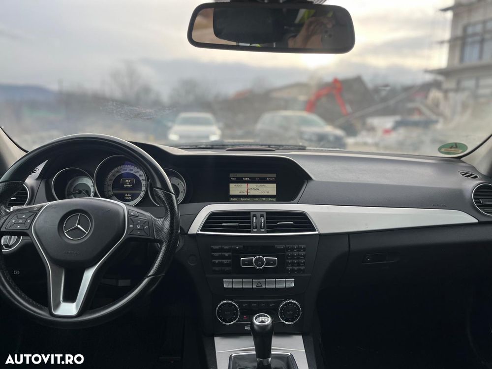 Mercedes-Benz C - 7