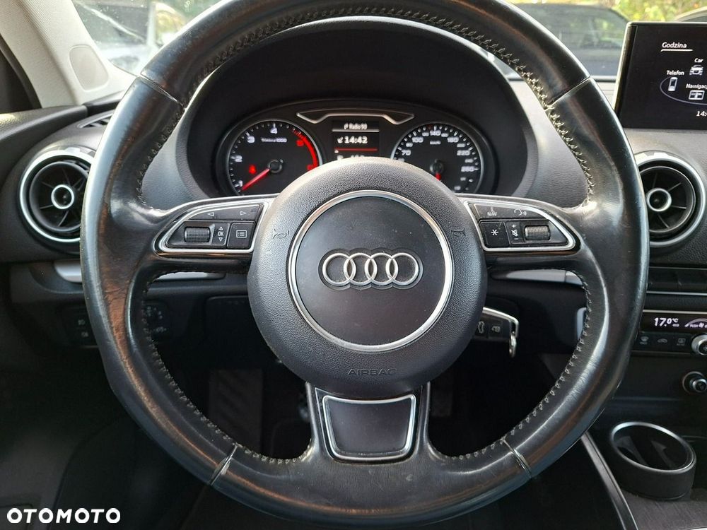 Audi A3 Sportback 1.6 TDI - 17
