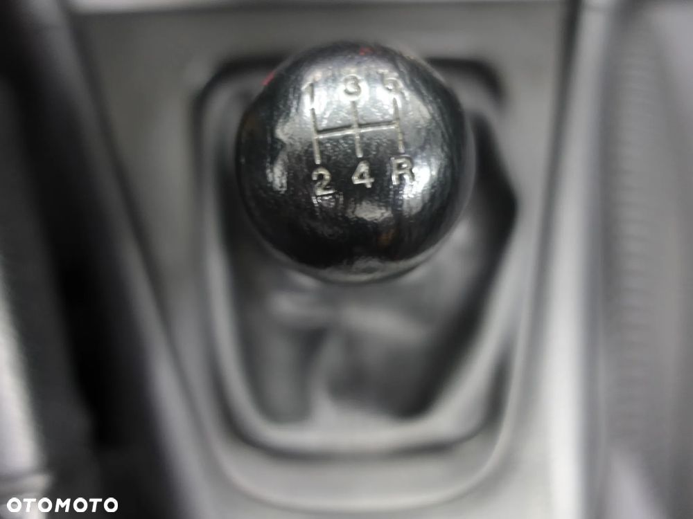 Mazda MX-5 1.6i 16V - 31