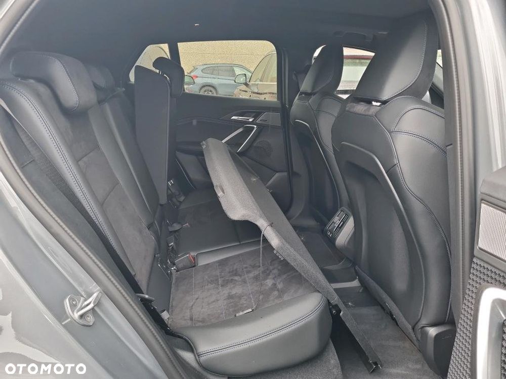 BMW iX2 eDrive20 66.5kWh M Sport - 7