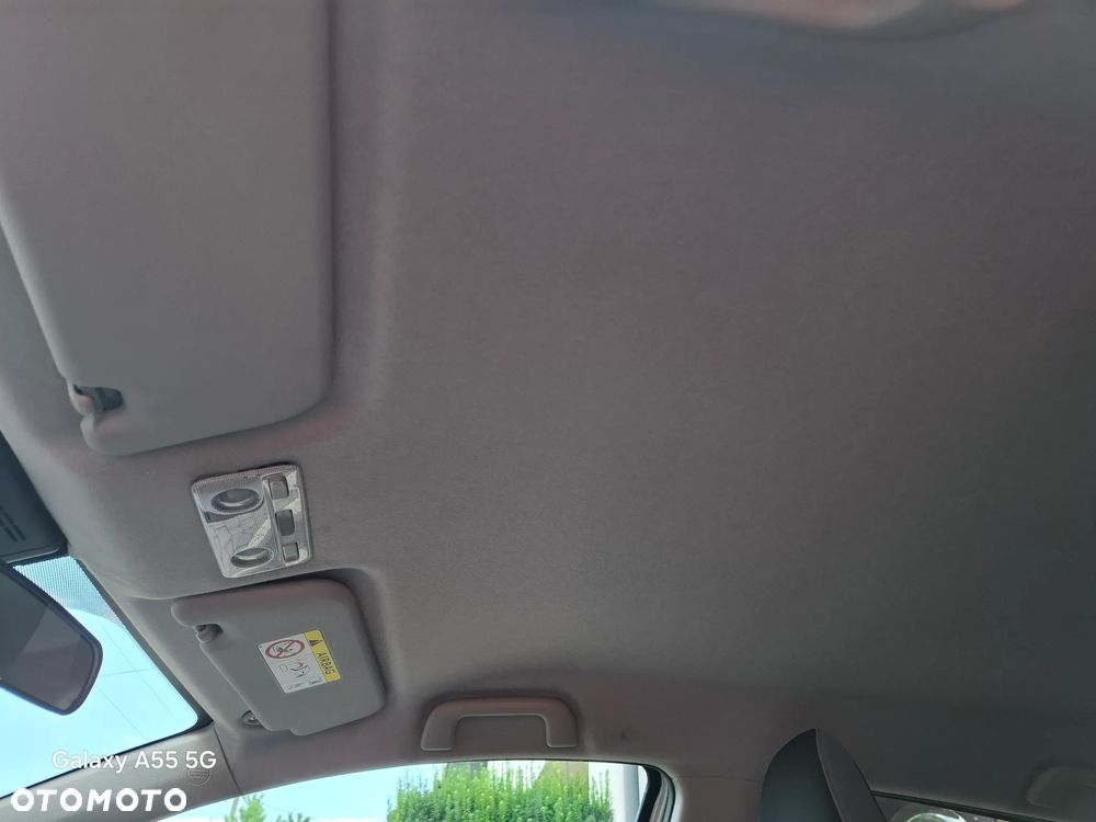 Toyota Yaris 1.5 Premium - 30