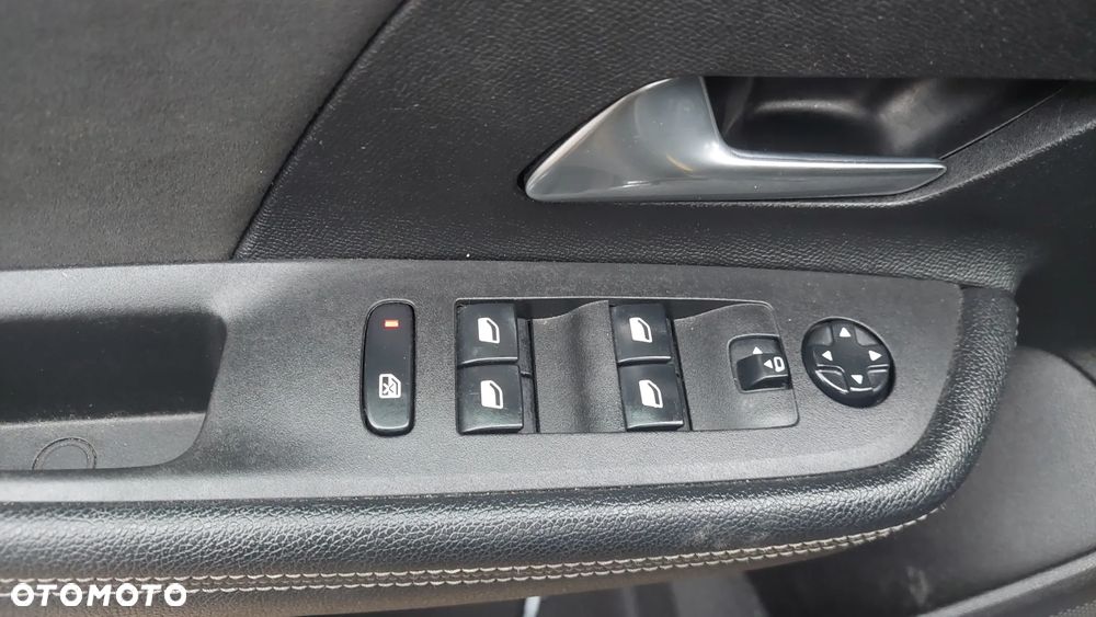 Opel Mokka 1.2 T Ultimate Pack S&S - 29