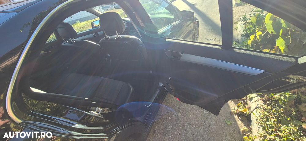 Mercedes-Benz C 200 CDI - 17