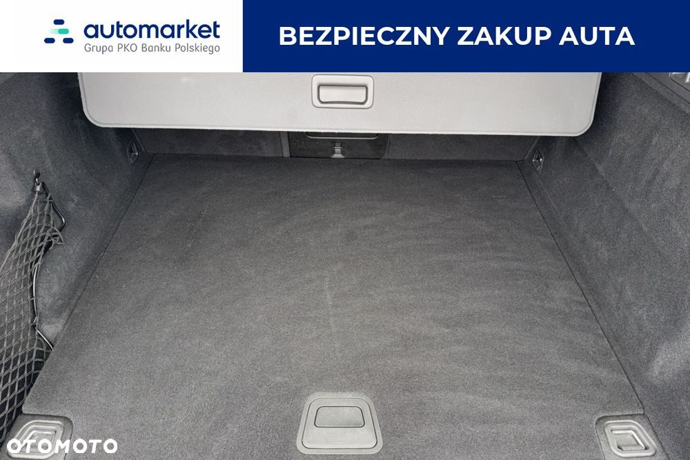 Volvo XC 60 B4 D Plus Dark - 19