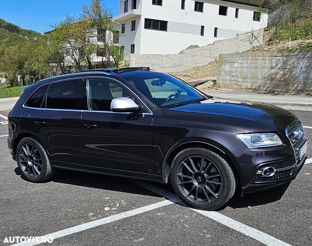 Audi SQ5 - 10