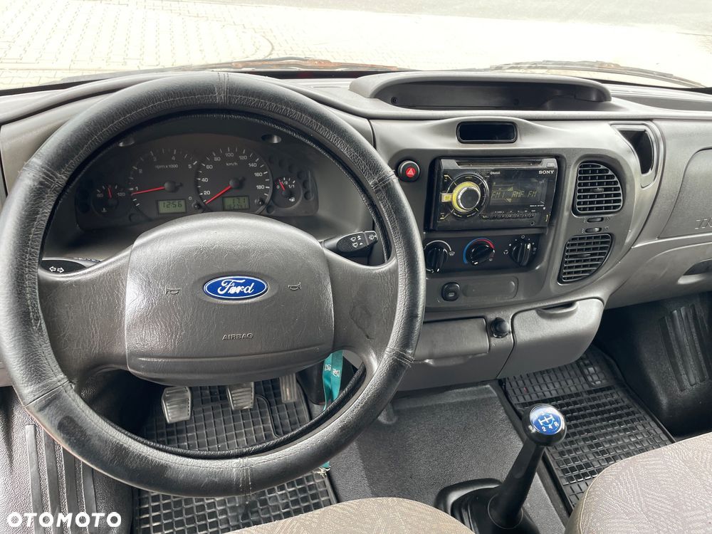 Ford Transit - 6
