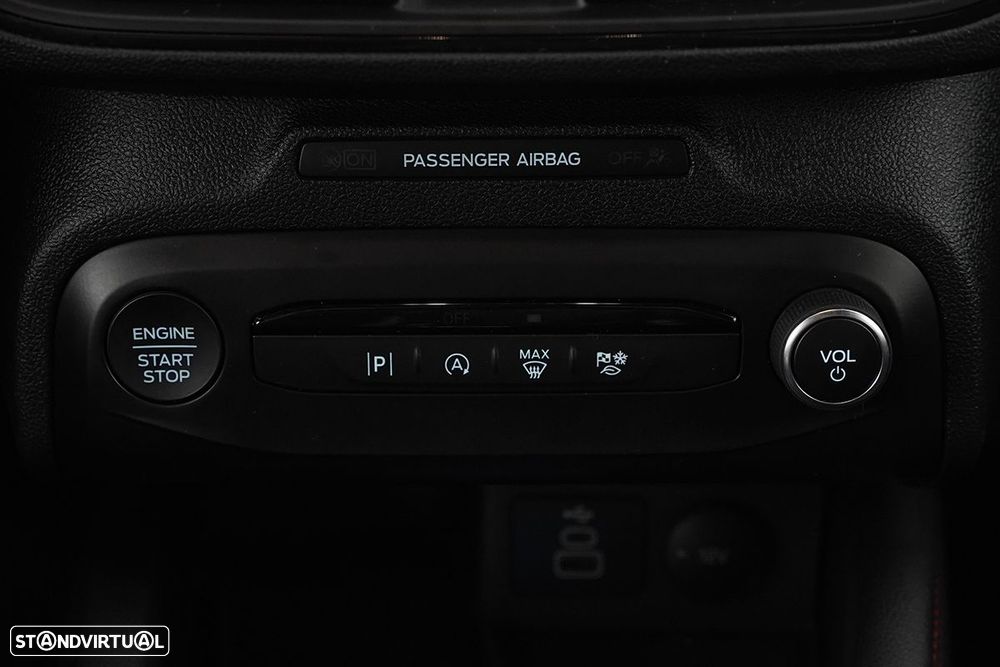 Ford Focus 1.0 EcoBoost MHEV ST-Line - 13