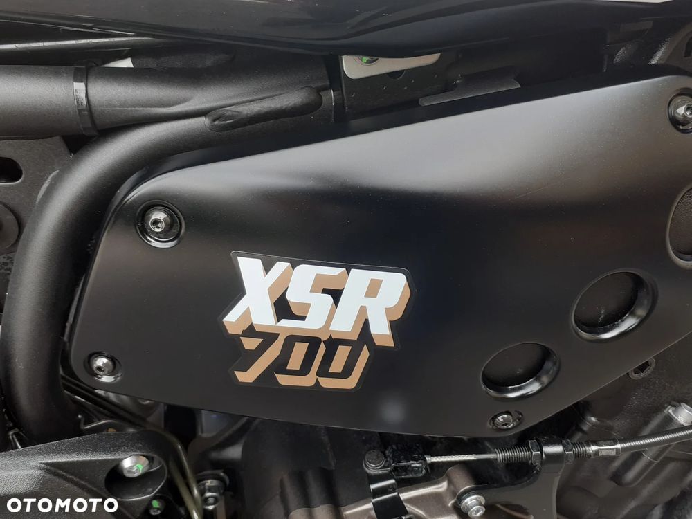 Yamaha XSR - 9