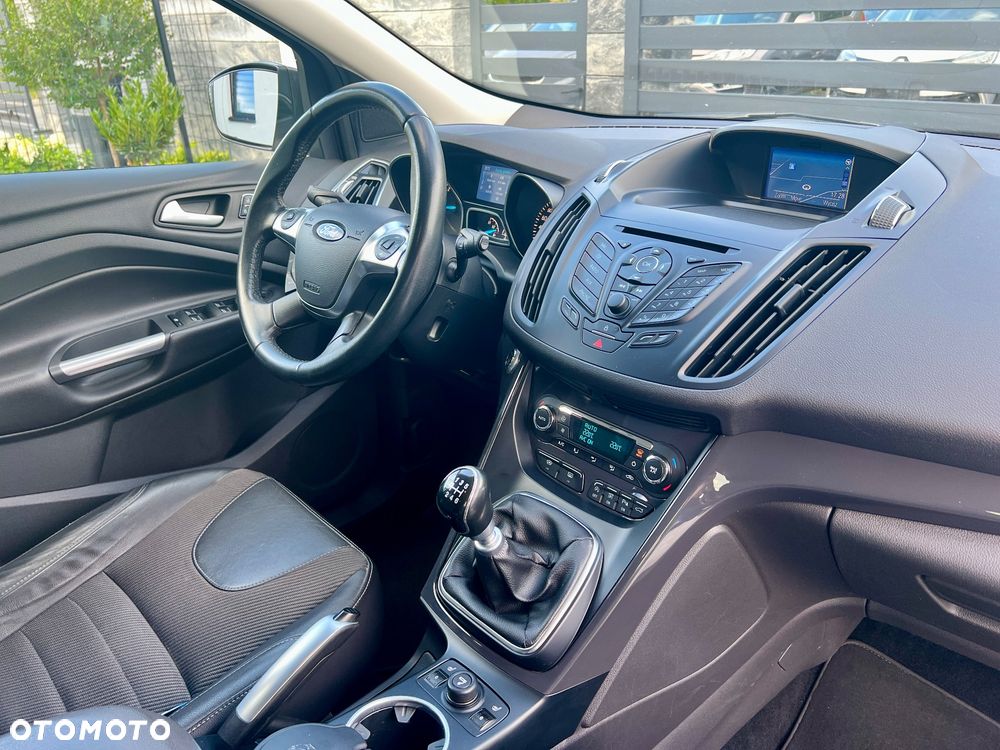 Ford Kuga 2.0 TDCi 4x4 Titanium - 18