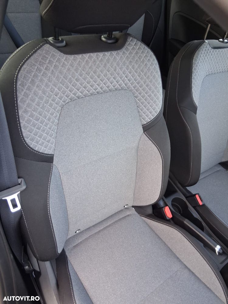 Renault Clio V TCe 90 Evolution - 24