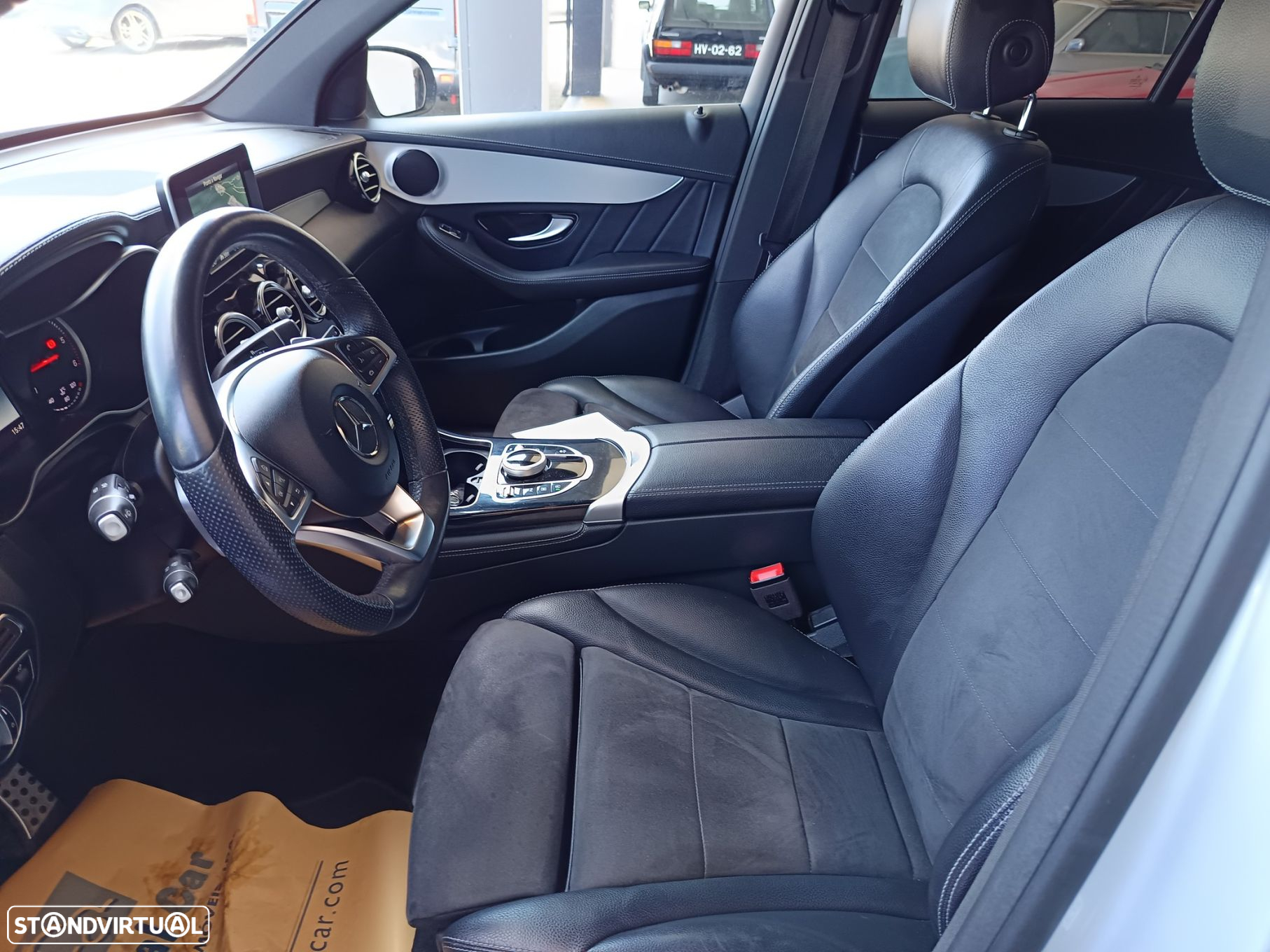 Mercedes-Benz GLC 250 d AMG Line 4-Matic - 28