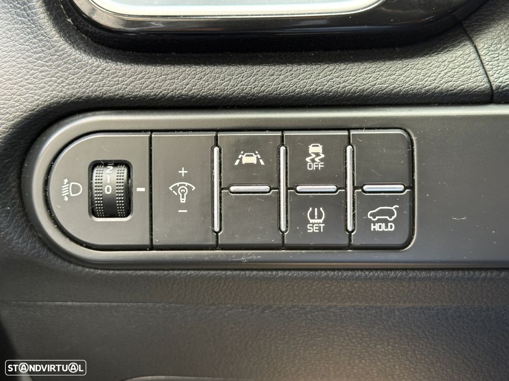 Kia Ceed SW 1.6 CRDi MHEV Drive+SRF - 22