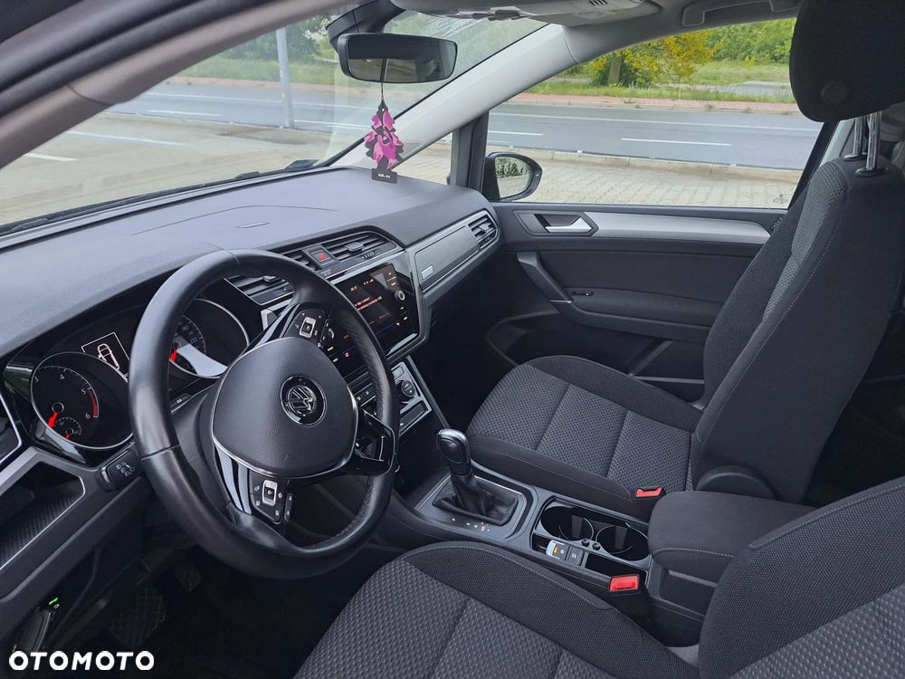Volkswagen Touran 2.0 TDI BMT Comfortline DSG - 16