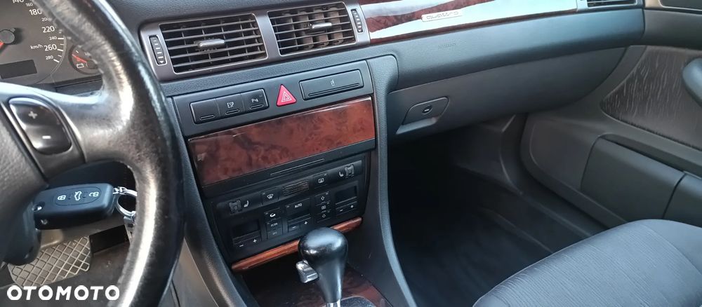 Audi A6 Limousine 4.2 quattro - 15