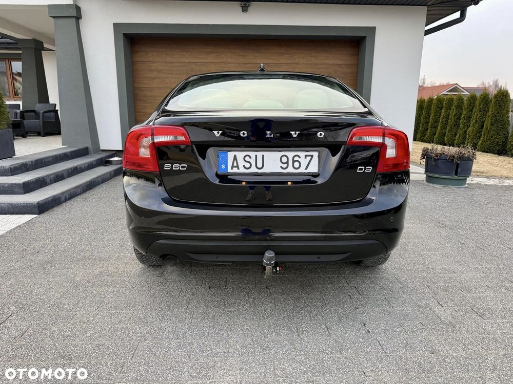 Volvo S60 D4 Momentum - 11