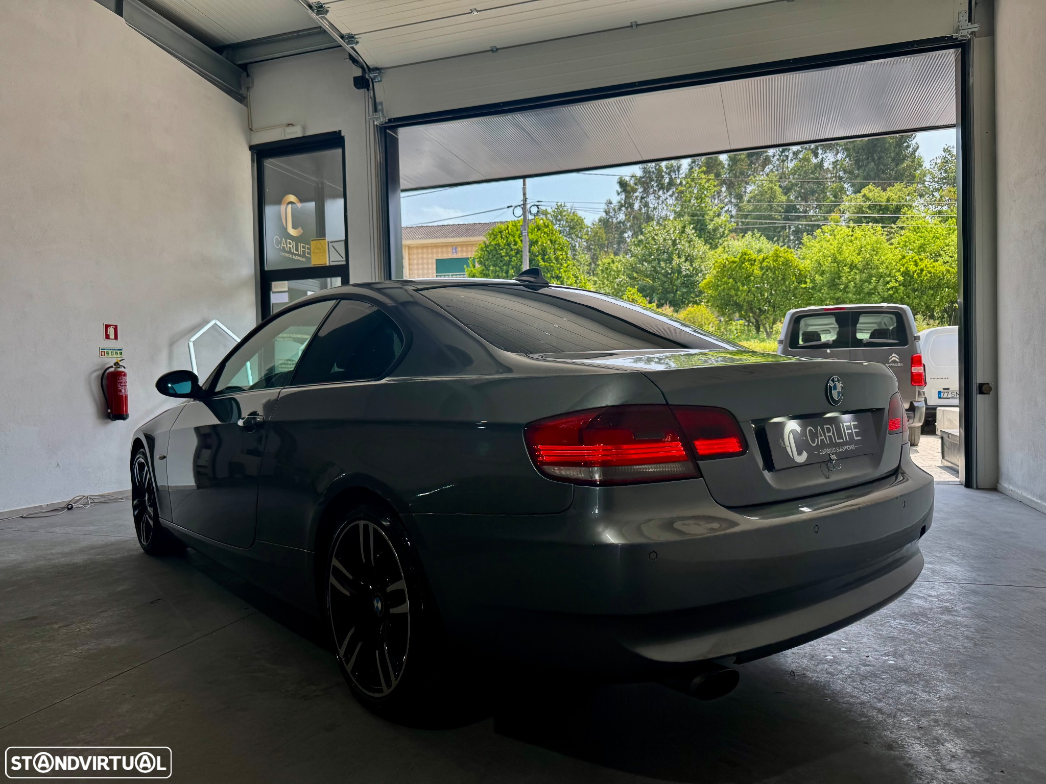 BMW 320 d Coupe - 13