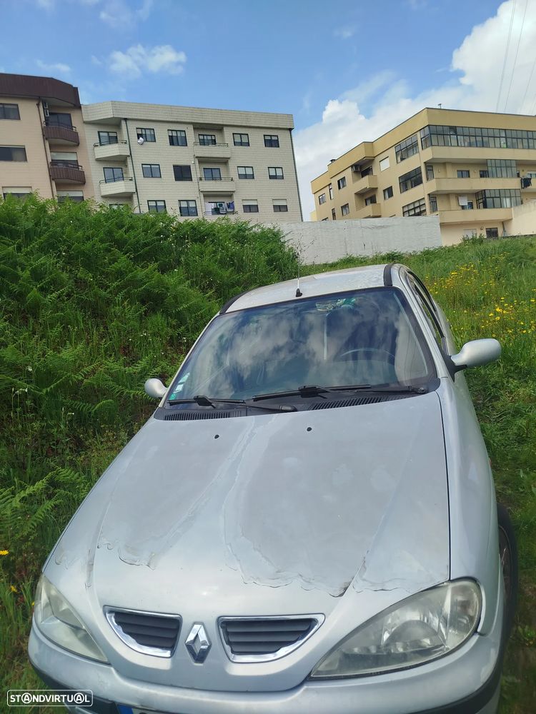 Renault Mégane Classic 1.4 16V RXE AC - 8