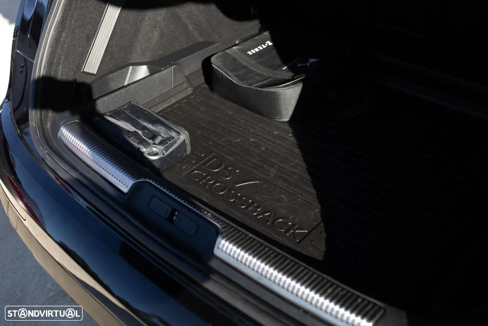 DS DS7 Crossback E-Tense Performance Line+ EAT8 - 28