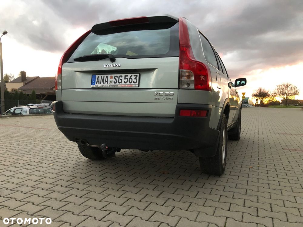 Volvo XC 90 2.5T AWD Momentum - 10