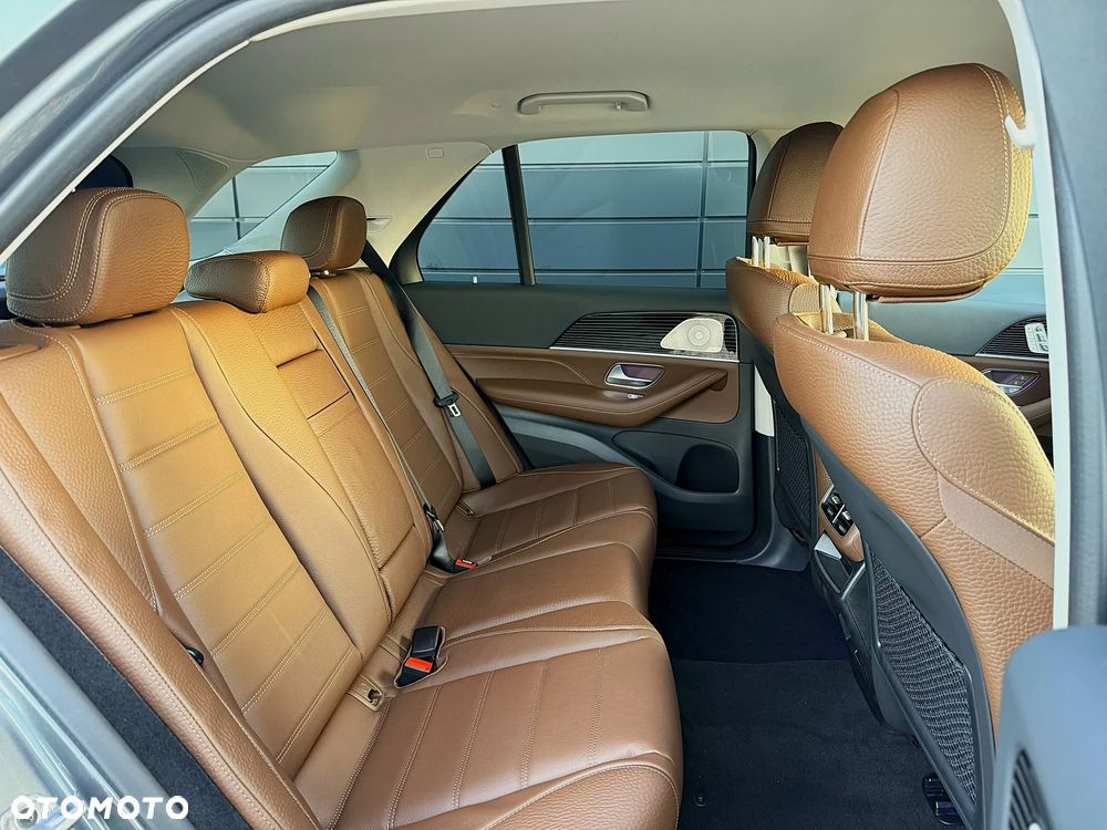 Mercedes-Benz GLE - 21