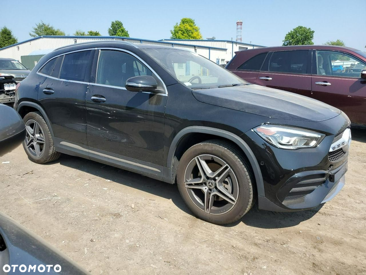 Mercedes-Benz GLA - 5