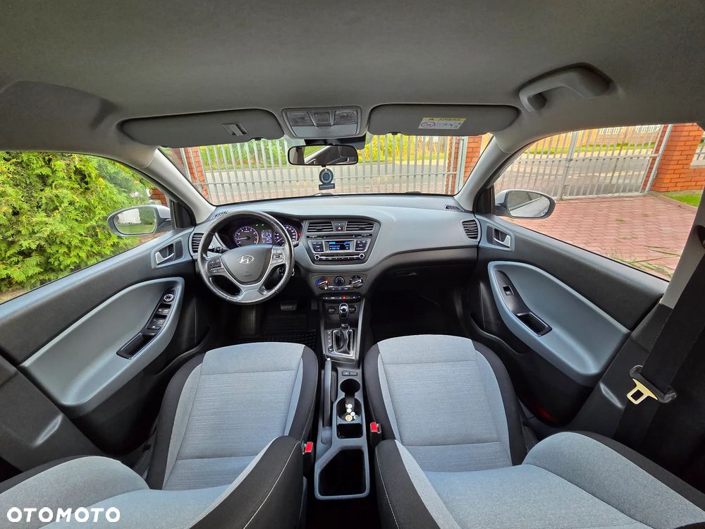 Hyundai i20 1.4 Classic + - 7