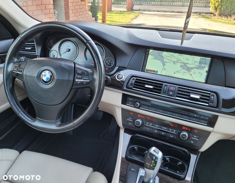 BMW Seria 5 - 34