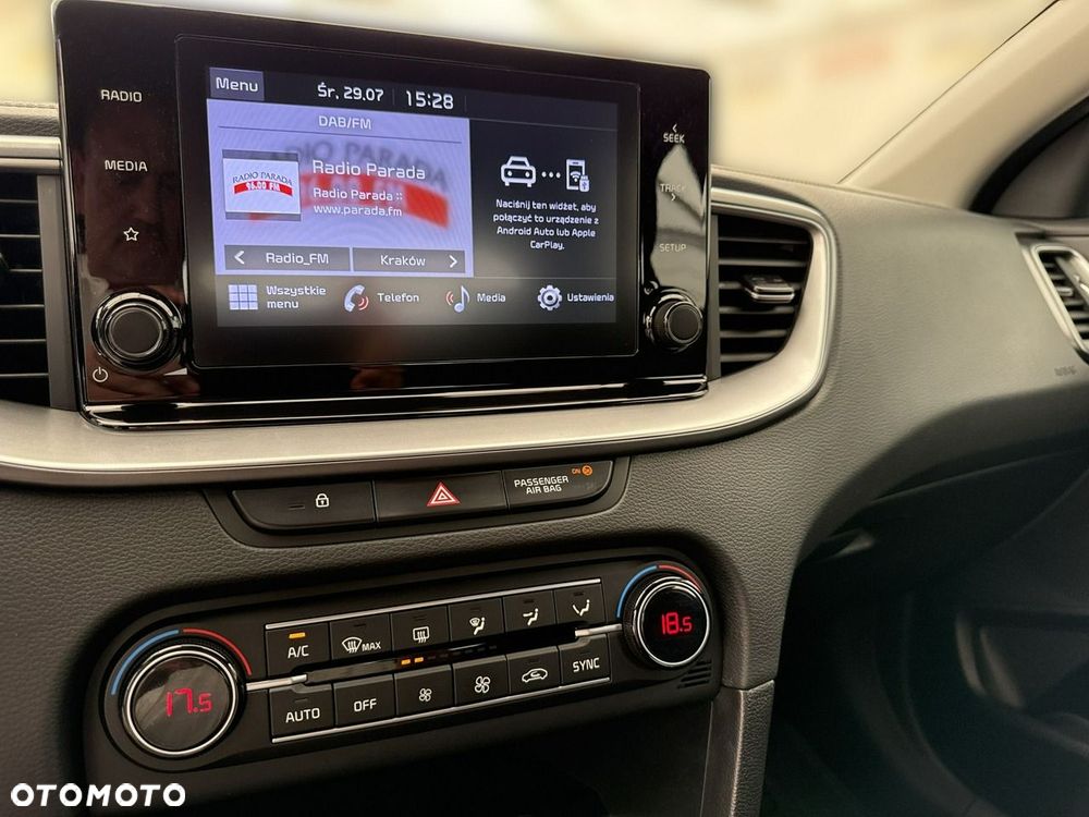 Kia Ceed - 27