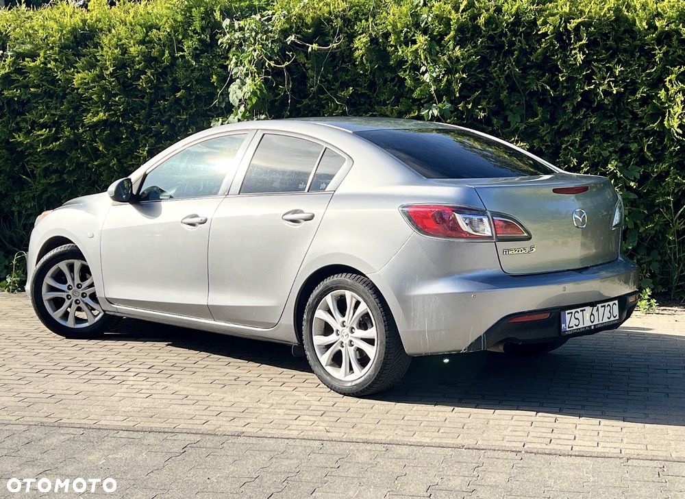 Mazda 3 1.6 Exclusive - 4