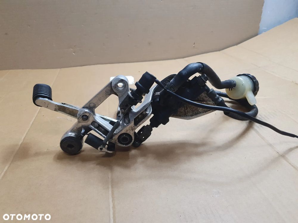 Yamaha FZS 600 Fazer (1998 - 2004) Set prawy kierowcy - 11