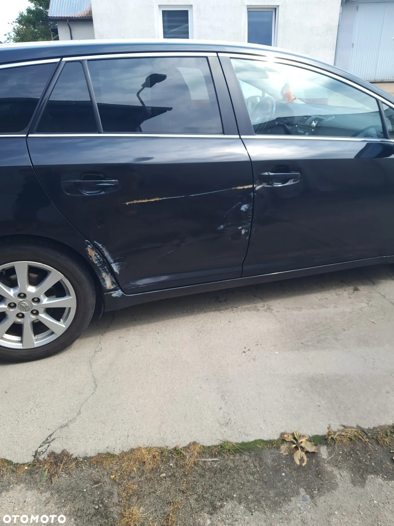 Toyota Avensis - 4