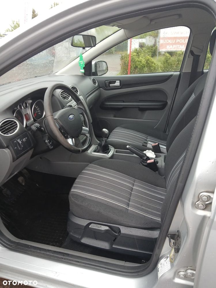 Ford Focus 1.6 TDCi Style - 13