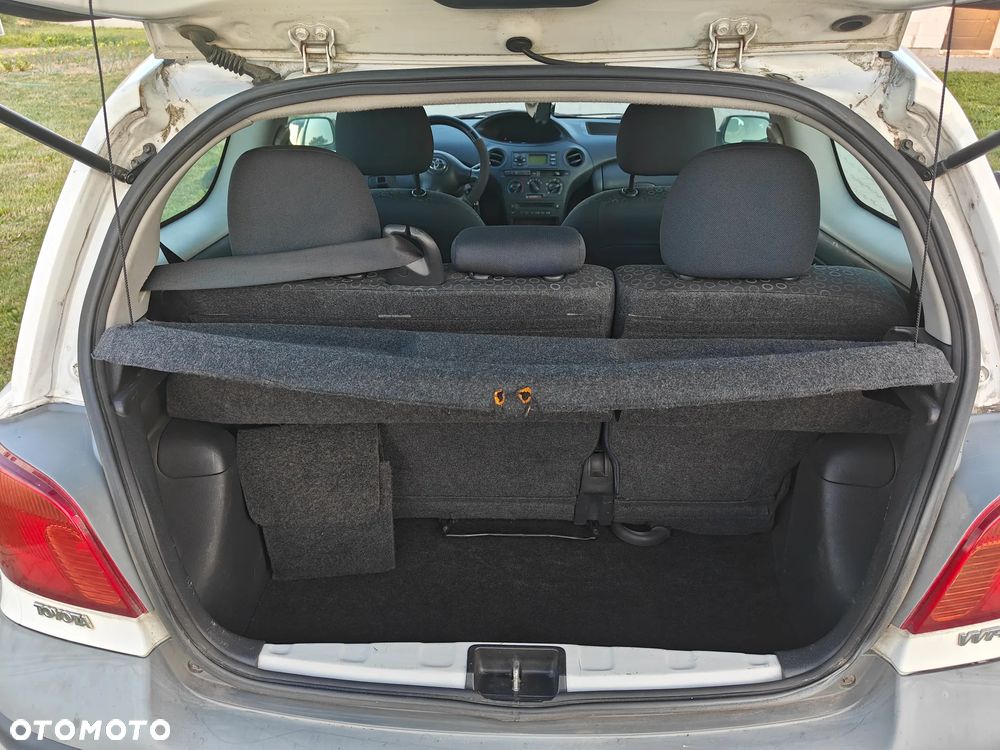 Toyota Yaris - 8