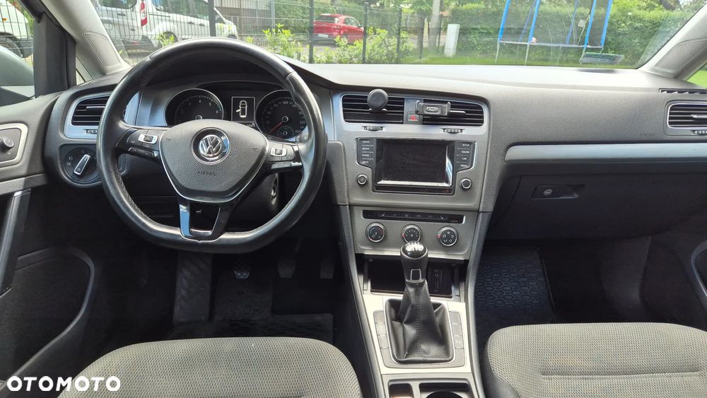 Volkswagen Golf 1.4 TSI BMT Comfortline - 13