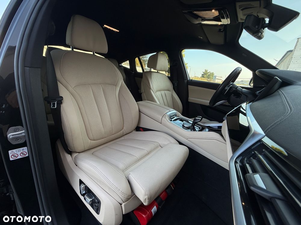 BMW X6 M50i - 41