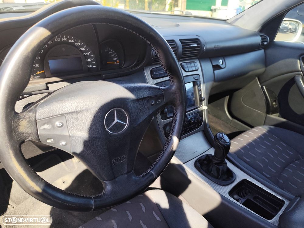 Mercedes-Benz C 220 CDi Sport Coupé Evolution - 12